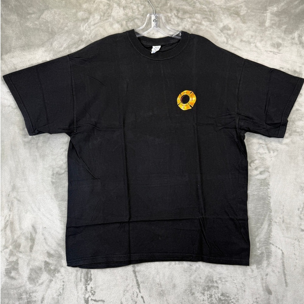VTG M&O Knits Mens XL Black Firefighter Robot Caserne‎ 15 Quebec Graphic T-Shirt